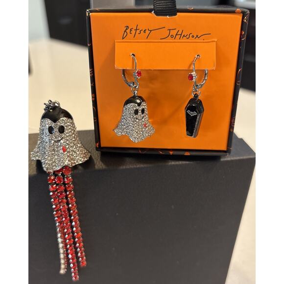 NWT Betsey Johnson Vampire Ghost Coffin Mismatch Halloween Earrings Necklace Set - Picture 2 of 14